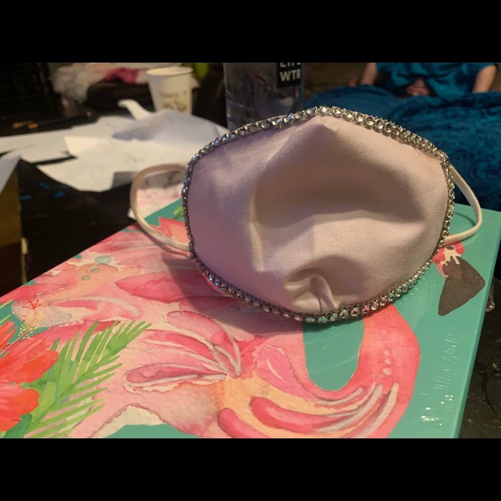 Handmade Rhinestone Face masks - Picture 12 of 16